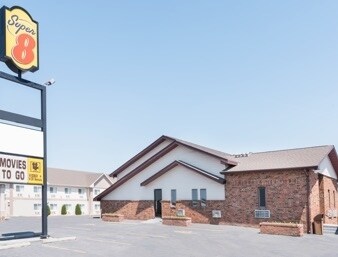 1904 N Merrill Ave, Glendive, MT for sale Building Photo- Image 1 of 1