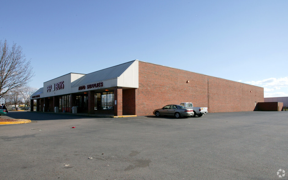 4507 Nine Mile Rd, Richmond, VA for lease - Building Photo - Image 3 of 9