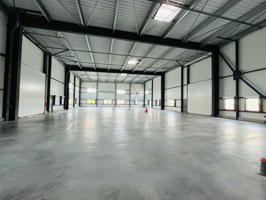 Flex in Donges for sale Interior Photo- Image 1 of 2