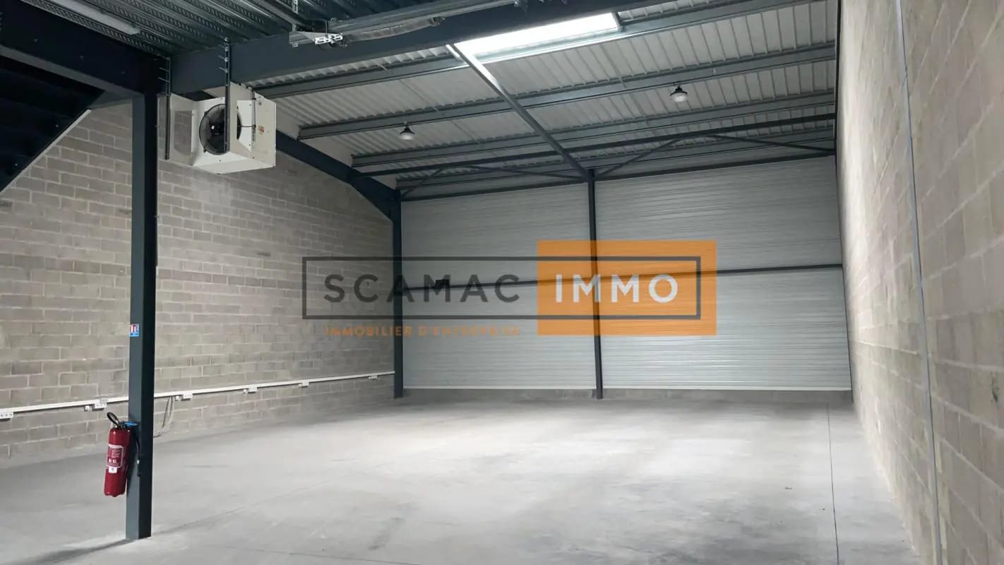 Industrial in Cormeilles-en-Parisis for lease Interior Photo- Image 1 of 7