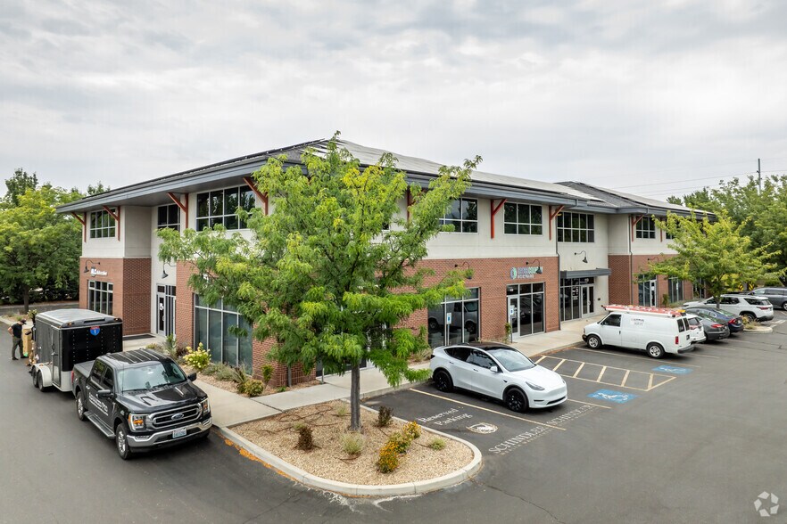 1119 E State St, Eagle, ID for sale - Primary Photo - Image 1 of 1