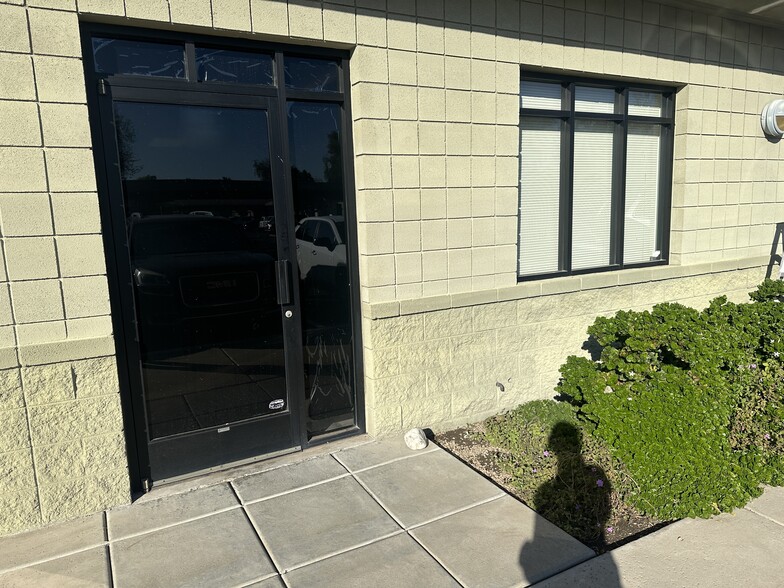 18001 N 79th Ave, Glendale, AZ for lease - Building Photo - Image 3 of 9