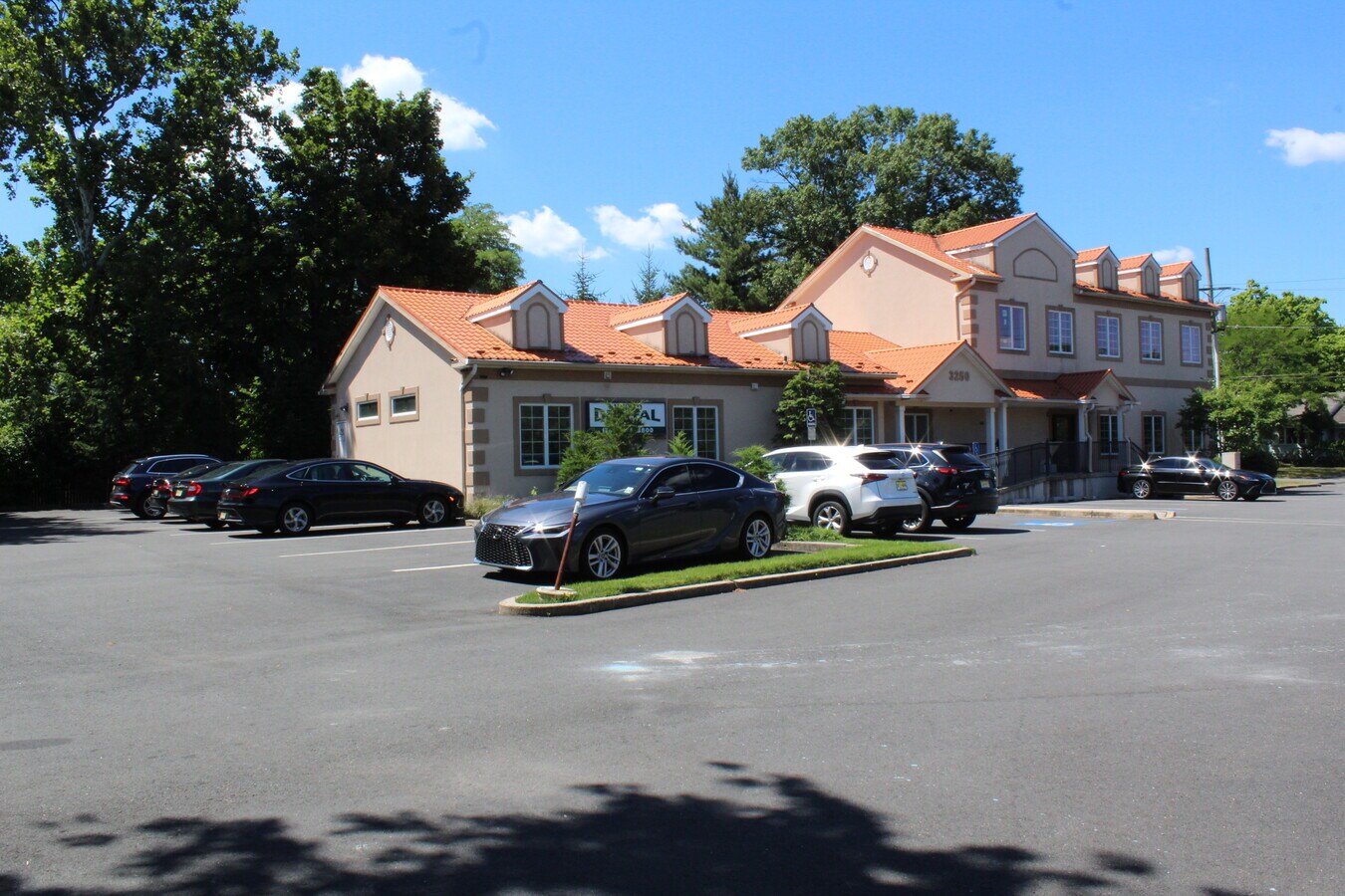 3250 State Route 27, Kendall Park, NJ 08824 Property Record