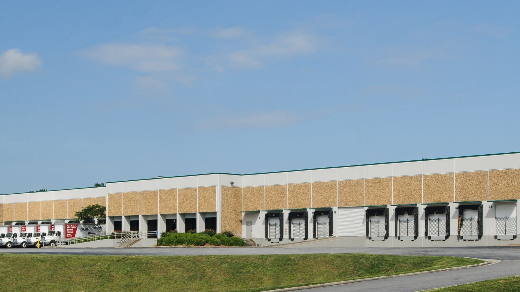 6875 Best Friend Rd, Doraville, GA for lease Building Photo- Image 1 of 5