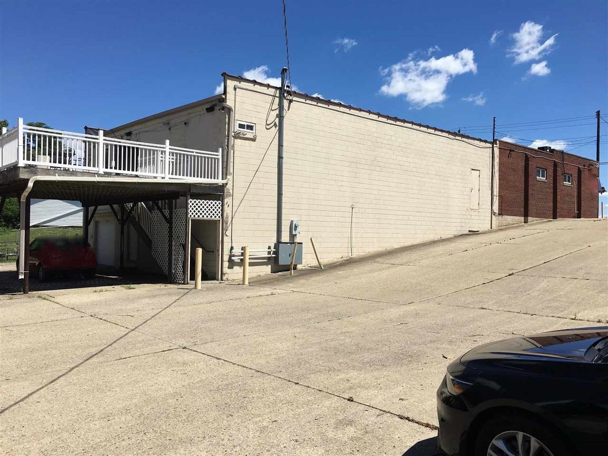 27 N Main St, Walton, KY 41094 | LoopNet