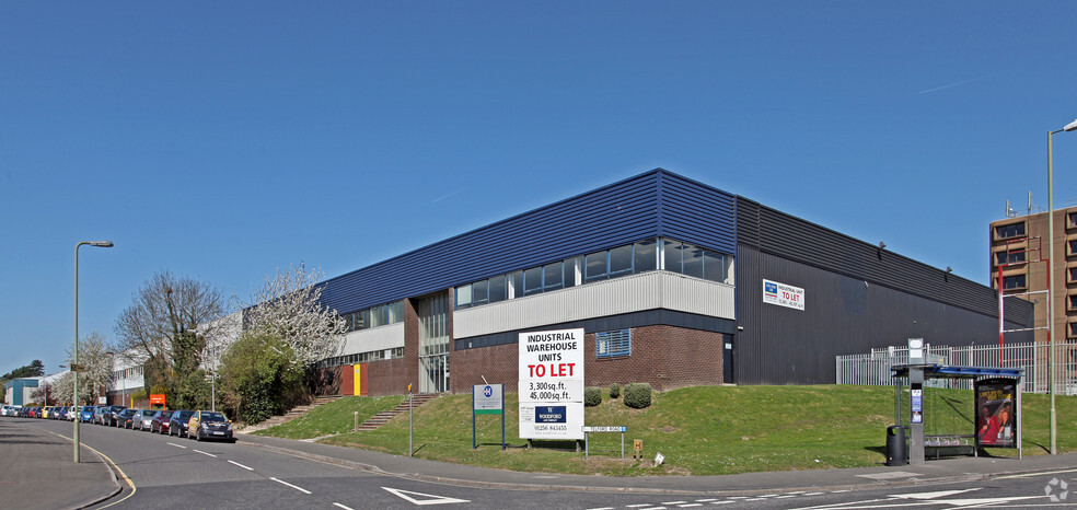 Telford Rd, Basingstoke for lease - Building Photo - Image 1 of 3