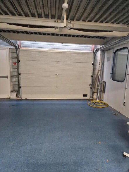 Flex in BOISSY-L'AILLERIE for sale - Building Photo - Image 2 of 9