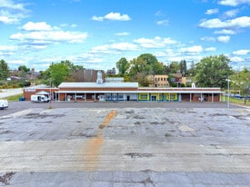 Grand Plaza - Parking Garage