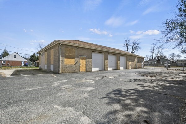 1131 Boston Rd, Springfield, MA for sale - Building Photo - Image 1 of 13