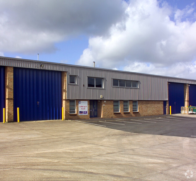 22-30 Nuffield Way, Abingdon for lease - Building Photo - Image 2 of 5