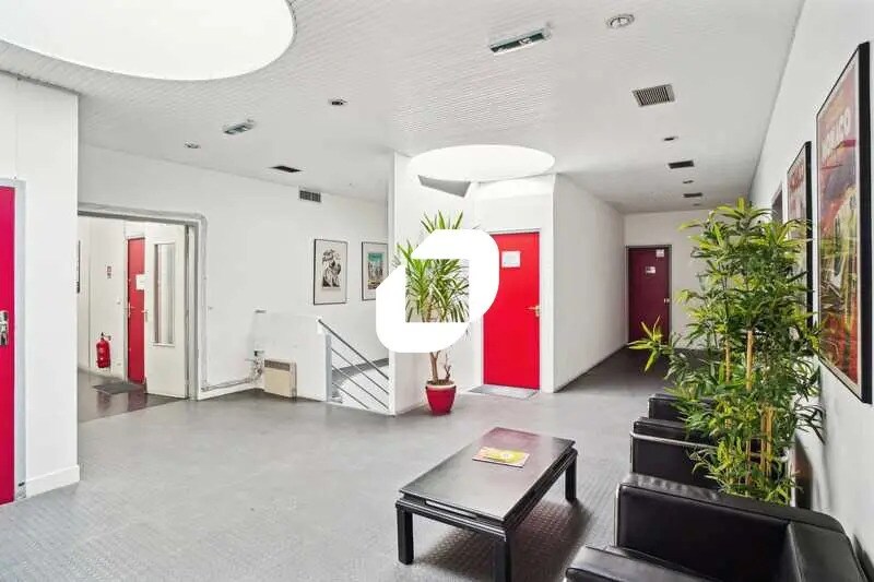 Flex in Chilly-Mazarin for lease - Building Photo - Image 3 of 19