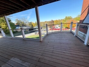 111 W Madison St, Yorkville, IL for lease Building Photo- Image 1 of 8