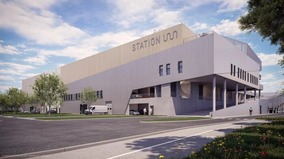 Flex in Mauguio for lease - Building Photo - Image 3 of 11