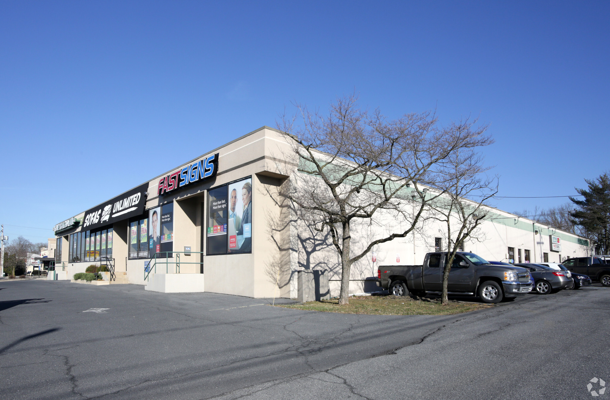 4713 Carlisle Pike, Mechanicsburg, PA for sale Primary Photo- Image 1 of 4