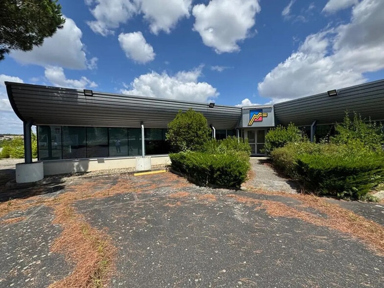 Office in Mondouzil for sale - Building Photo - Image 2 of 9