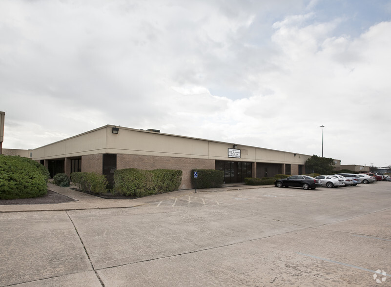 6400 Hwy 290 E, Austin, TX for sale - Primary Photo - Image 1 of 1