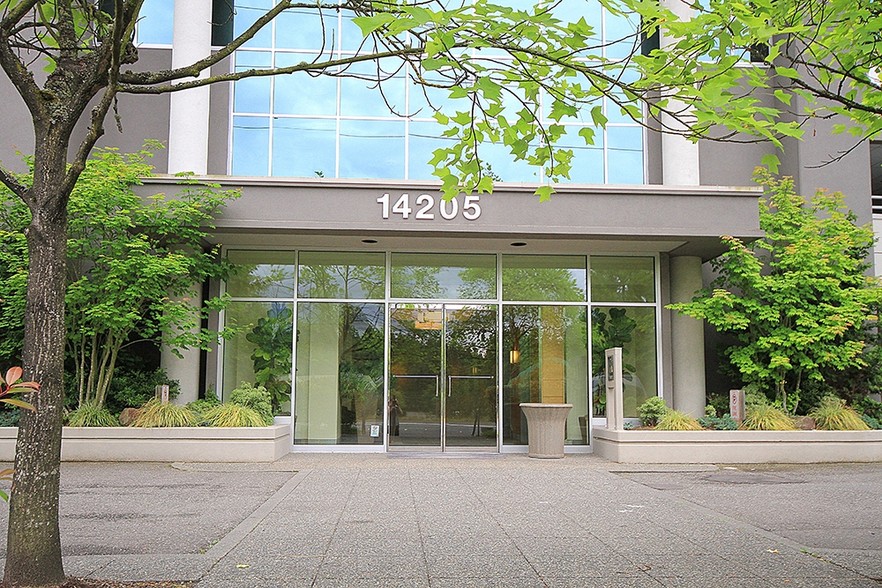 14205 SE 36th St, Bellevue, WA for lease - Building Photo - Image 3 of 3