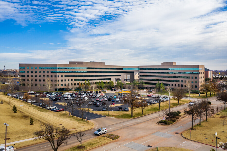 14000 N Quail Springs Pky, Oklahoma City, OK for lease - Primary Photo - Image 1 of 10