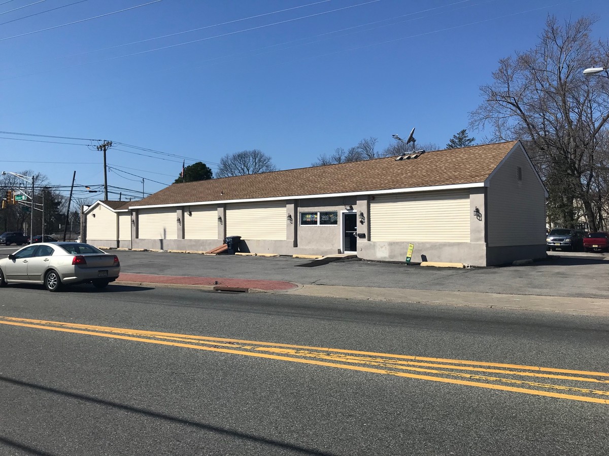 8 N Main St, Williamstown, NJ 08094 | LoopNet