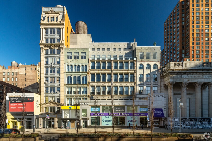 24-32 Union Sq E, New York, NY for lease - Building Photo - Image 1 of 4