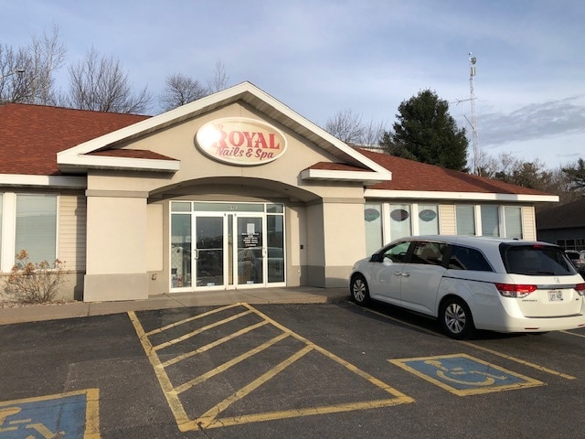 109 S 17th Ave, Wausau, WI for lease - Building Photo - Image 3 of 5