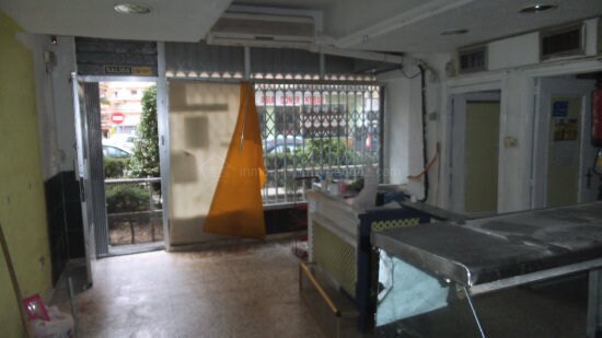 Retail in Cáceres, Cáceres for lease - Building Photo - Image 3 of 3