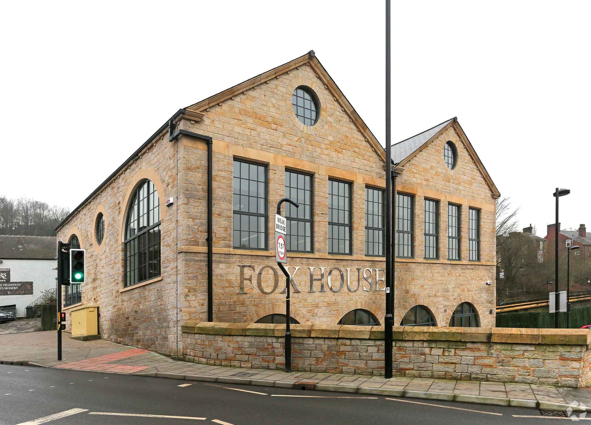 1 Fox Valley Way, Stocksbridge for sale Primary Photo- Image 1 of 1