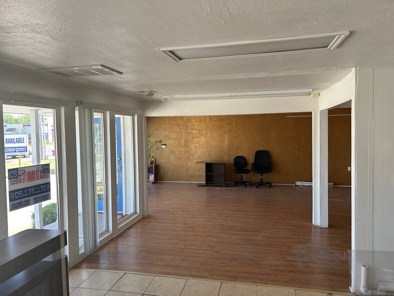 213 S Air Depot Blvd, Oklahoma City, OK for lease - Interior Photo - Image 3 of 11