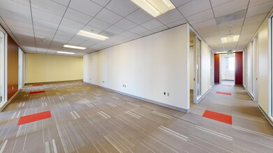 901 5th Ave, Seattle, WA for lease Interior Photo- Image 1 of 13