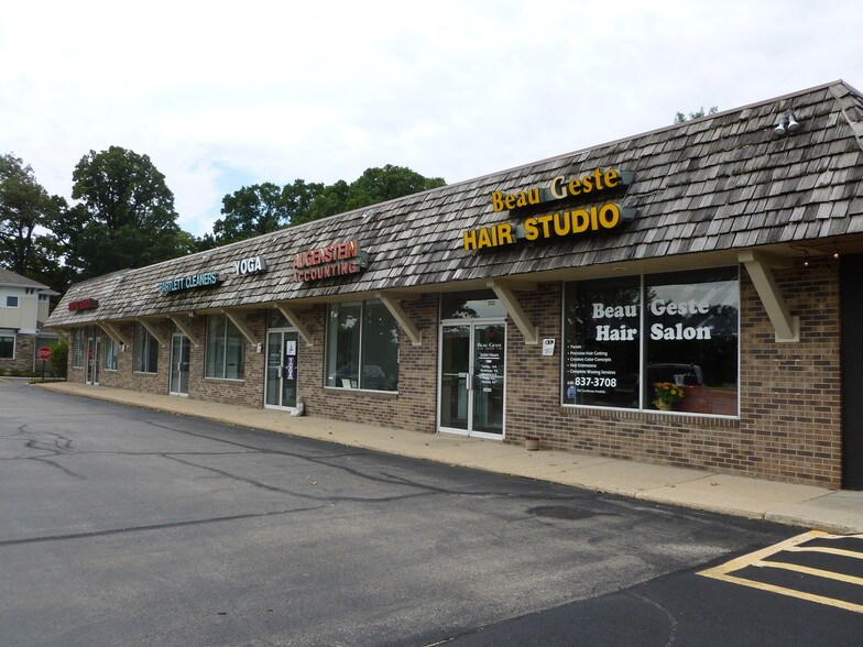 314-330 S Main St, Bartlett, IL for sale - Building Photo - Image 1 of 1