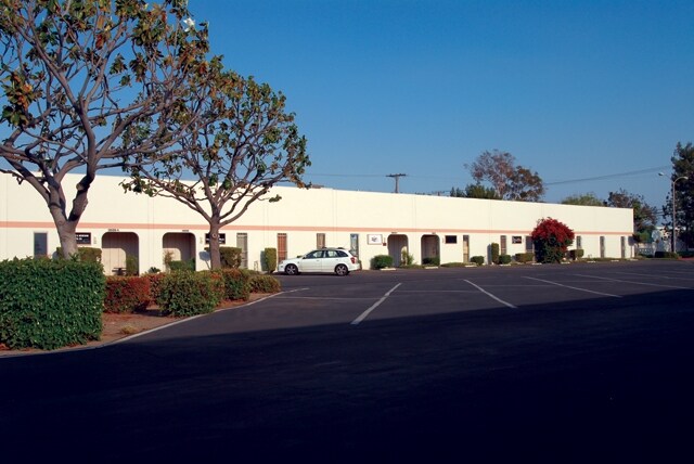 13515-13527 1/2 Alondra Blvd, Santa Fe Springs, CA for sale - Building Photo - Image 1 of 1