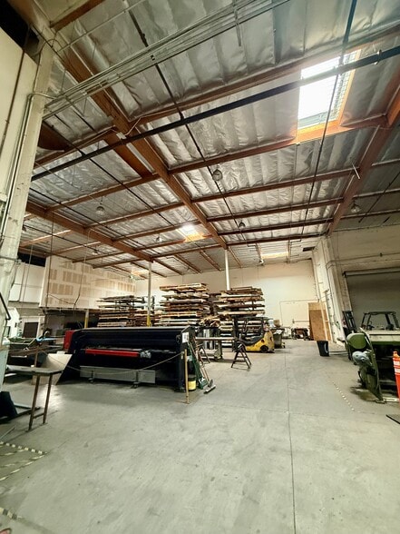 6323-6421 E Alondra Blvd, Paramount, CA for lease - Building Photo - Image 3 of 25