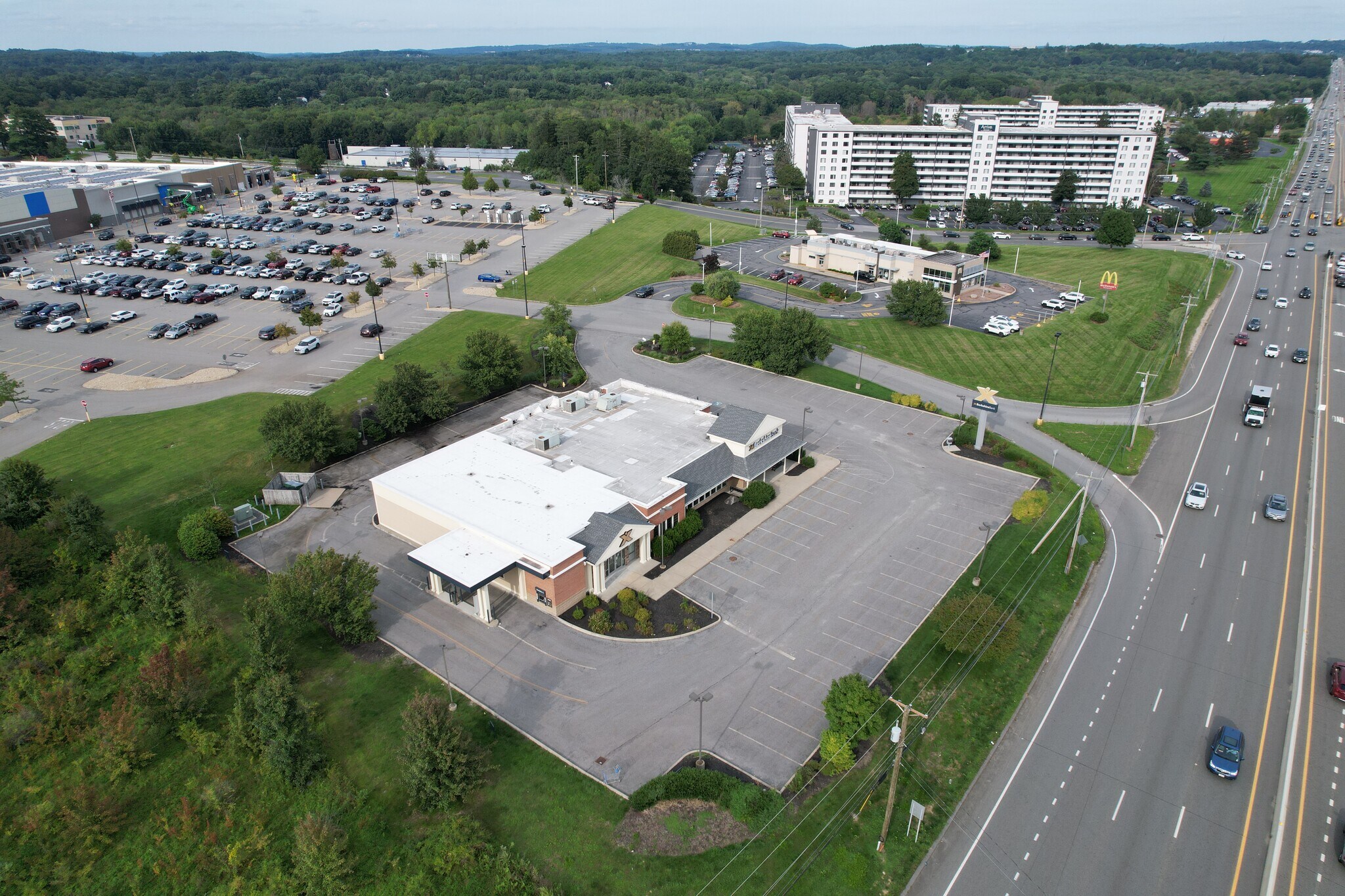 303 Turnpike Rd, Westborough, MA 01581 Retail for Lease