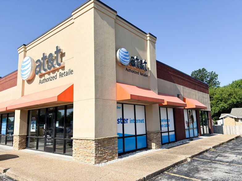 1011 S Glenstone Ave, Springfield, MO for lease - Building Photo - Image 2 of 9