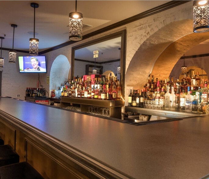 117 W 58th St, New York, NY for lease - Building Photo - Image 3 of 3