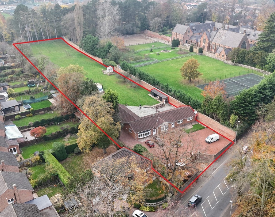 85 Carmel Rd N, Darlington for sale Primary Photo- Image 1 of 1