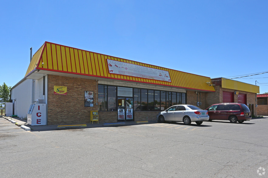 Retail in Belen, NM for sale - Primary Photo - Image 1 of 1