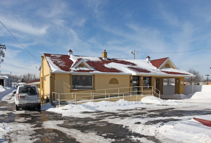 1900 Niagara Falls Blvd, Tonawanda, NY for sale - Primary Photo - Image 1 of 1