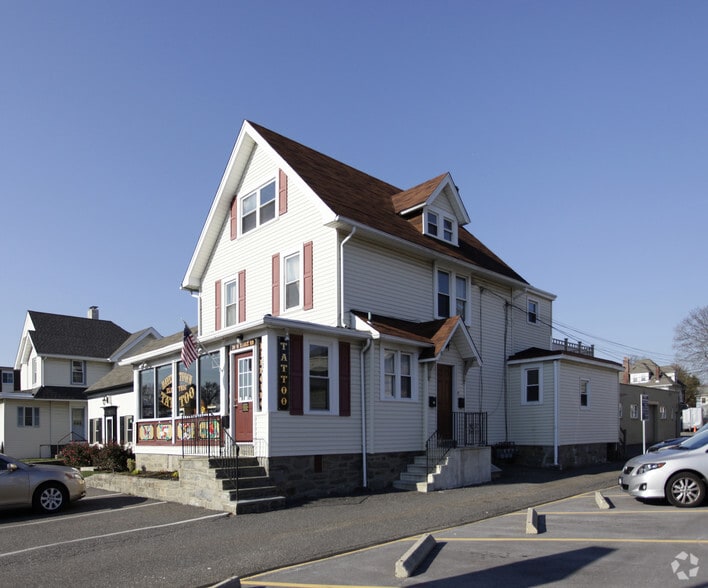 30 W Eagle Rd, Havertown, PA for sale - Building Photo - Image 2 of 2