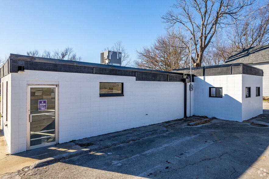 1131 N Grant Ave, Springfield, MO for lease - Building Photo - Image 2 of 12