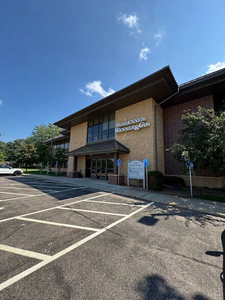 628 Roosevelt Rd, Saint Cloud, MN for sale - Building Photo - Image 2 of 30
