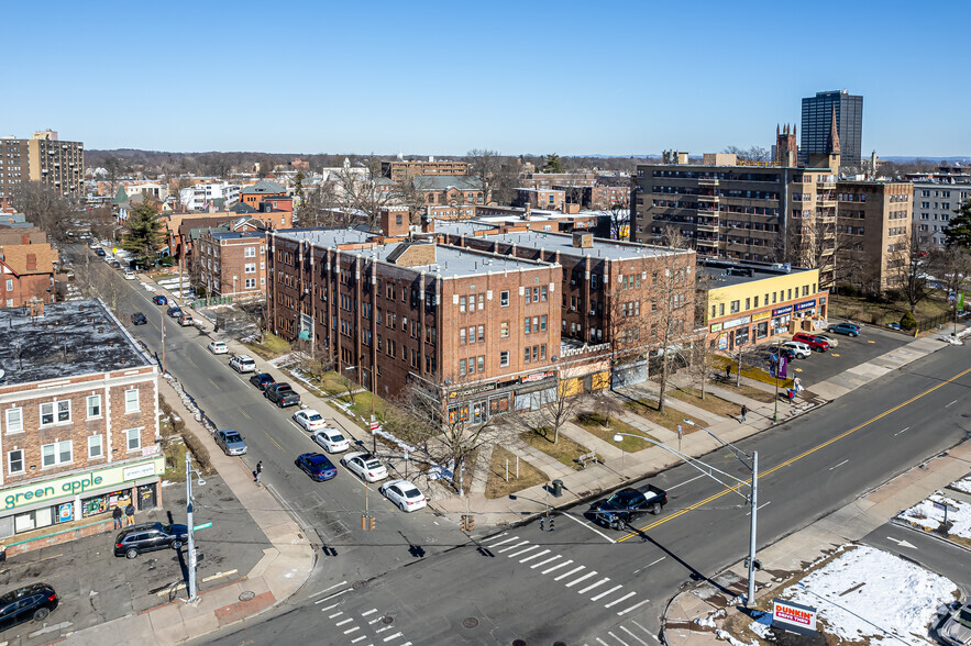 250-260 Farmington Ave, Hartford, CT for lease - Aerial - Image 2 of 5