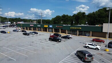 241 Hillcrest Dr, Laurens, SC for lease Interior Photo- Image 2 of 2