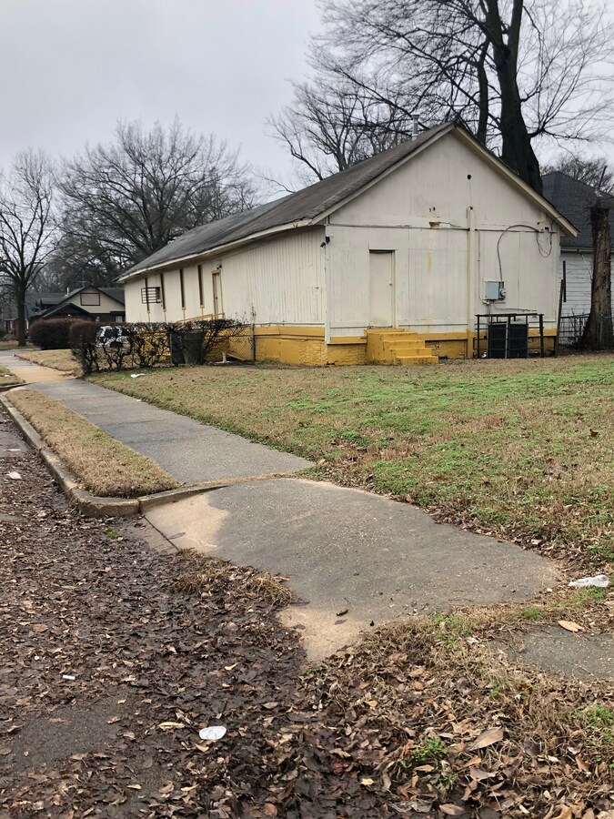 1292 Tutwiler Ave, Memphis, TN 38107
