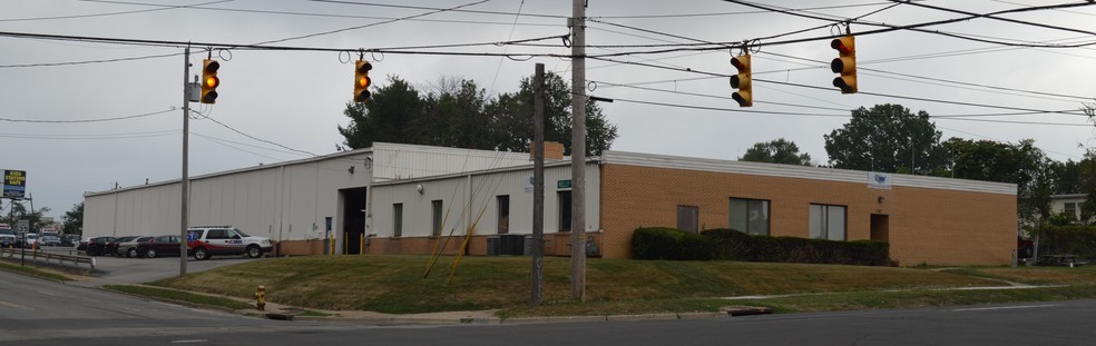 1265 Triplett Blvd, Akron, OH for sale - Building Photo - Image 1 of 1