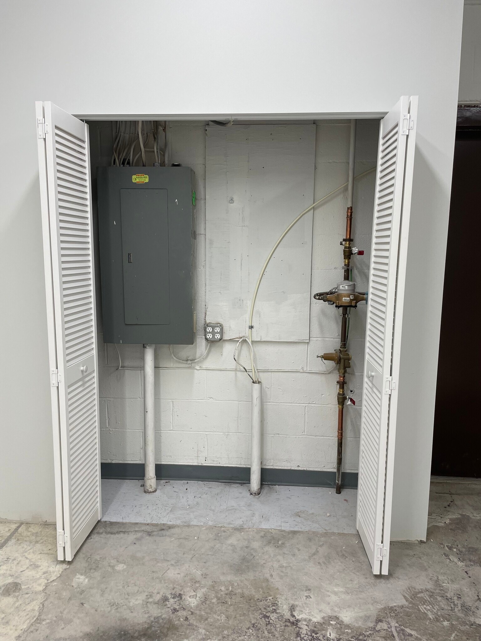 1820018250 Flower Hill Way, Gaithersburg, MD 20879 Flower Hill