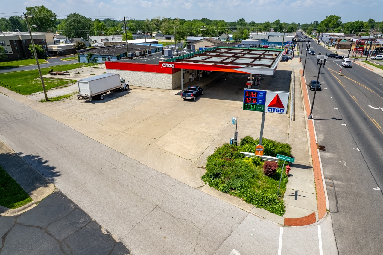 210 W National Ave, Brazil, IN for sale Primary Photo- Image 1 of 8