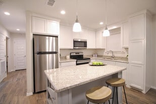 Fourplexes 100% Occupied - Gated / Weslaco TX - Fourplex or Quadplex