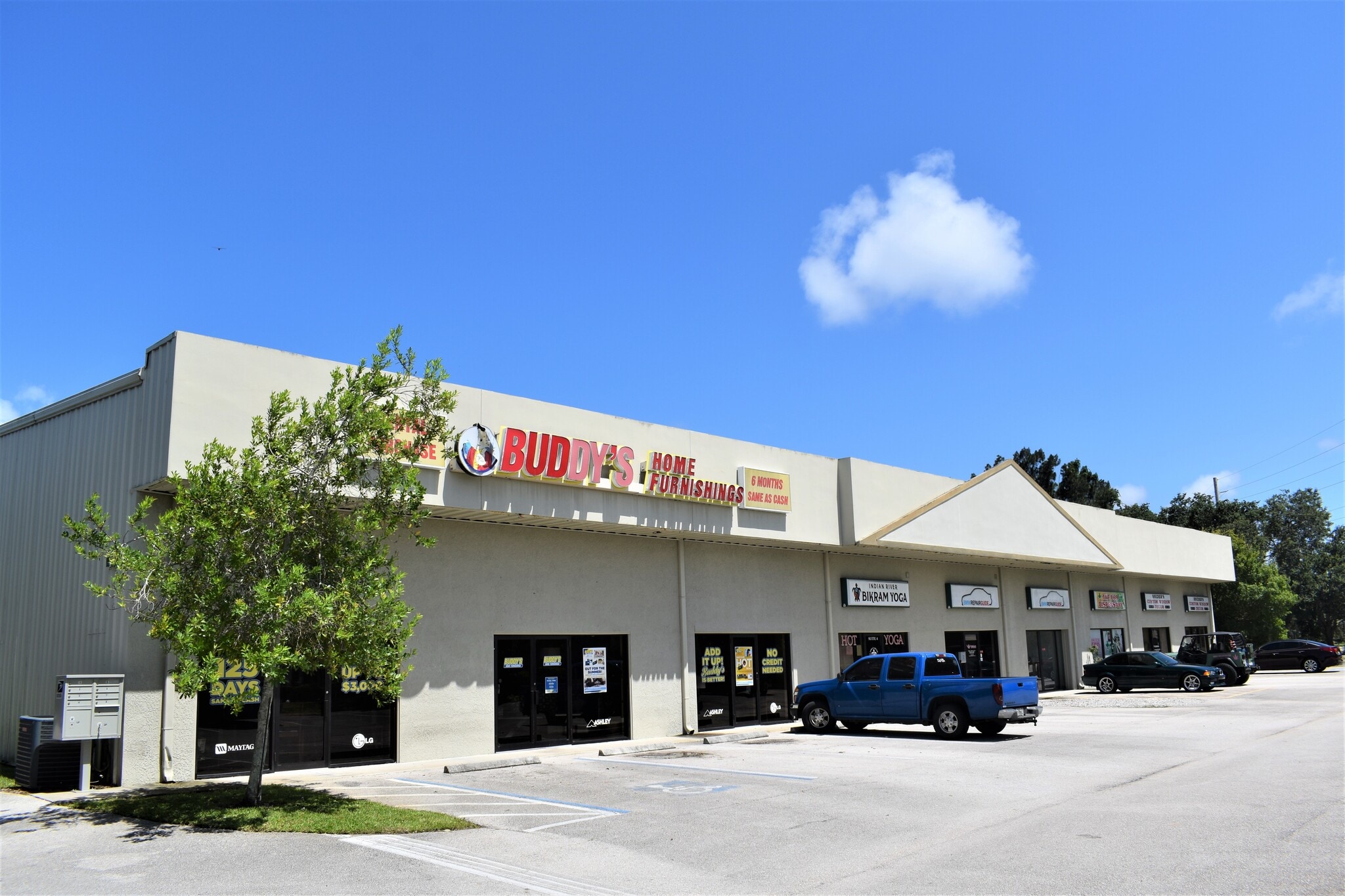 676 US Highway 1, Vero Beach, FL for sale Primary Photo- Image 1 of 1