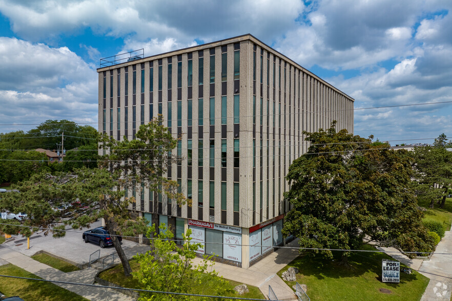 4430 Bathurst St, Toronto, ON for lease - Building Photo - Image 2 of 4